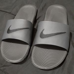 Nike slides